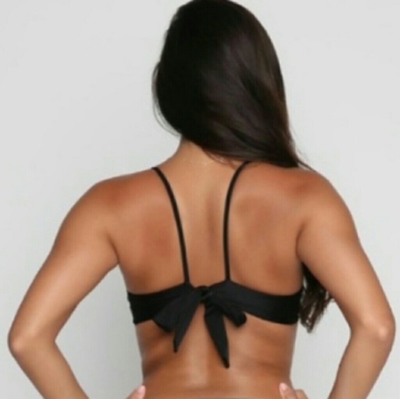 Mochi Swim Bikini TOP Black Color Xs Size. - Picture 2 of 7